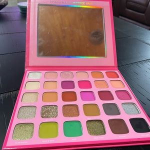 Jeffrey Star x Morphe Palette